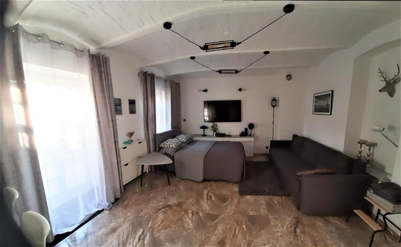 Studio Four - Prywatne Wejscie I Taras W Centrum Sopotu Bagian luar foto
