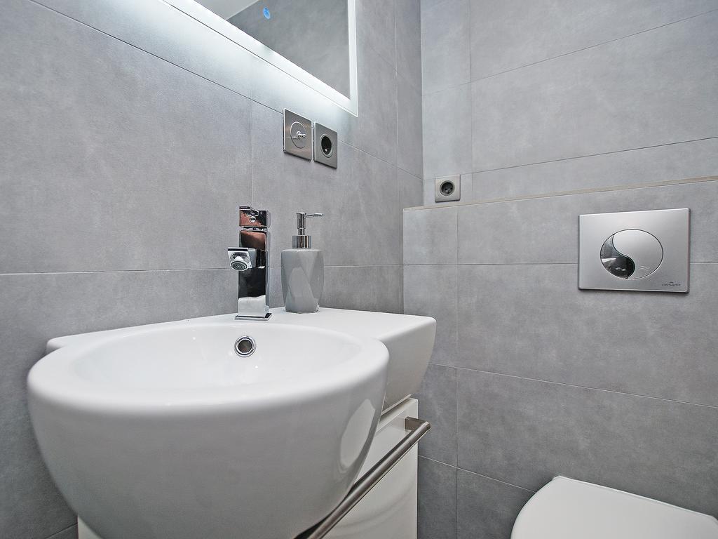 Studio Four - Prywatne Wejscie I Taras W Centrum Sopotu Bagian luar foto
