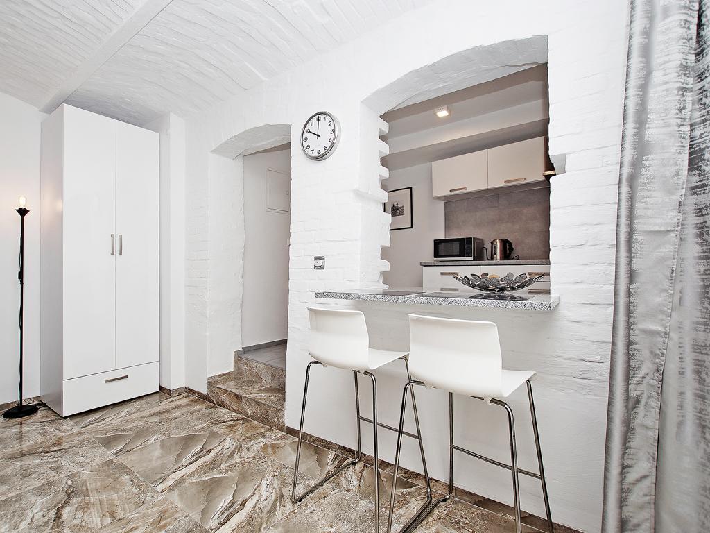 Studio Four - Prywatne Wejscie I Taras W Centrum Sopotu Bagian luar foto
